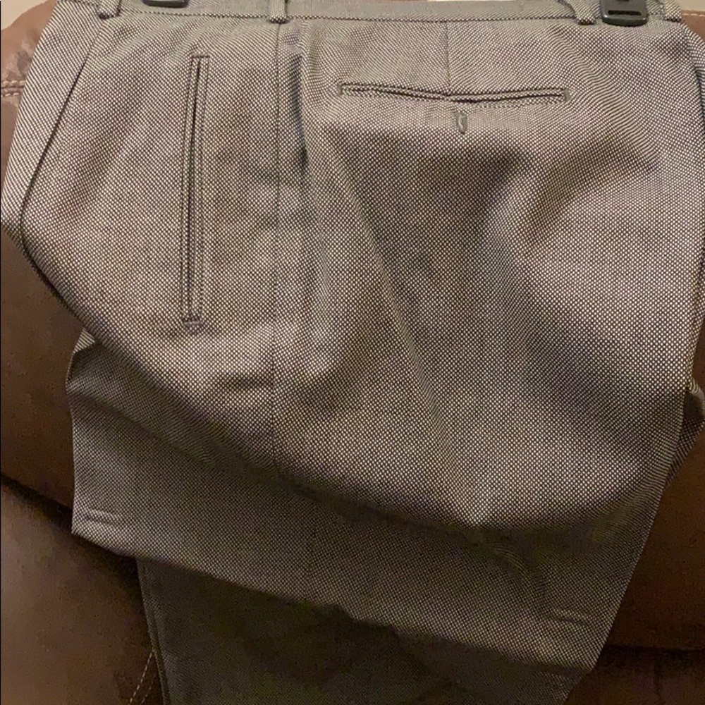 2Piece Suit. - Picture 2 of 7